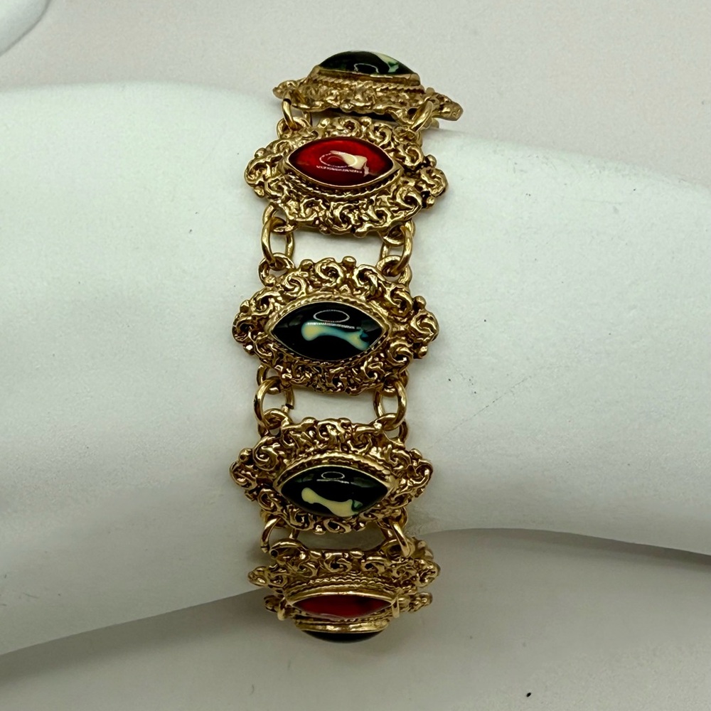 Vintage Victorian Style Gold Tone
Bracelet w/ Rhinestones 7” - Picture 5 of 16